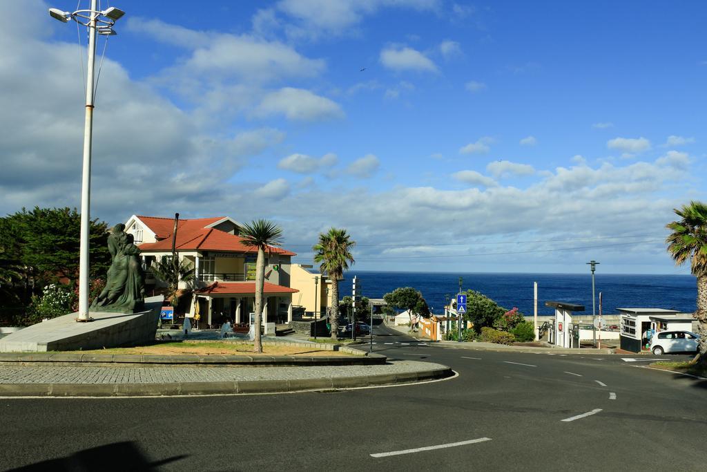 Cottage Ocean View بورتو مونيز المظهر الخارجي الصورة