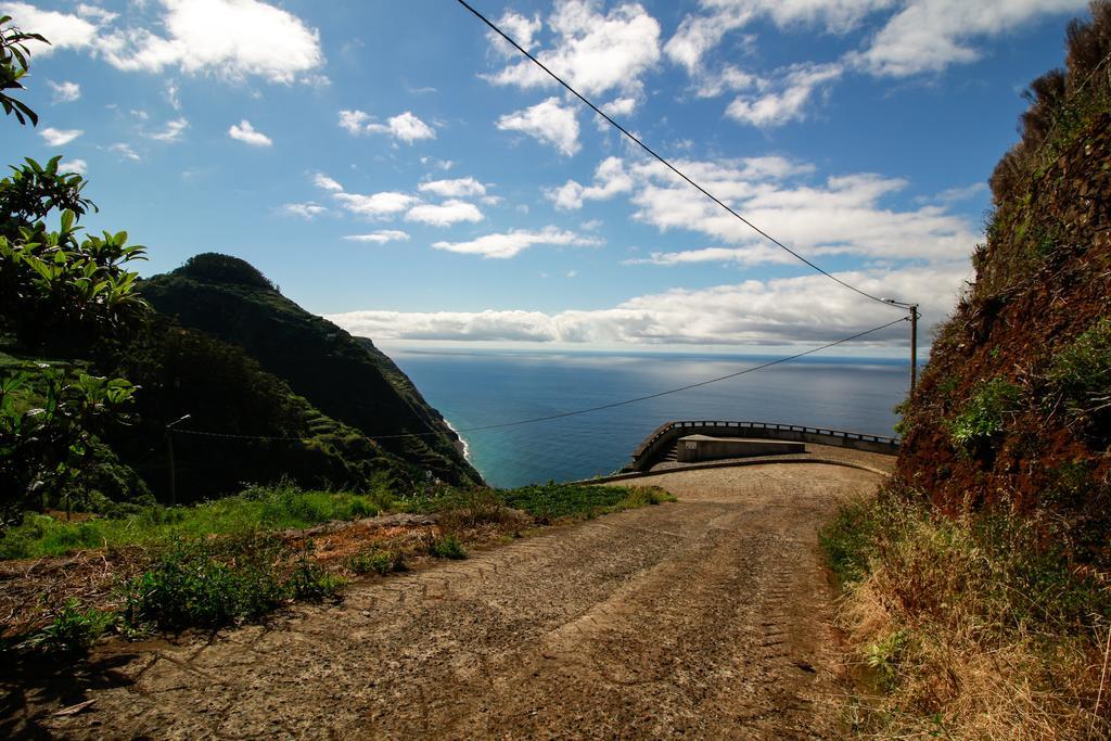 Cottage Ocean View بورتو مونيز المظهر الخارجي الصورة