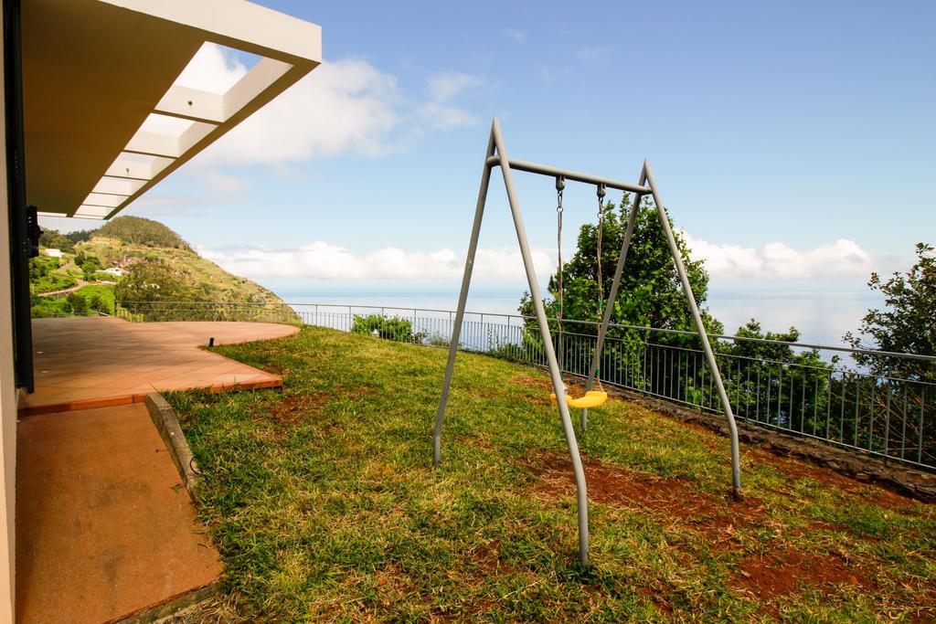 Cottage Ocean View بورتو مونيز المظهر الخارجي الصورة