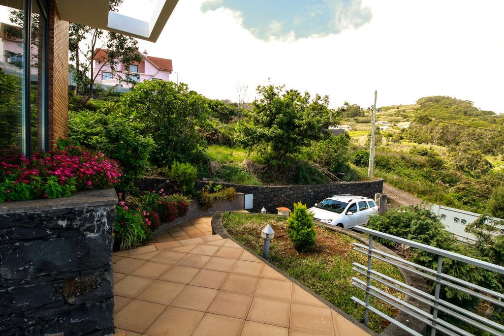 Cottage Ocean View بورتو مونيز المظهر الخارجي الصورة